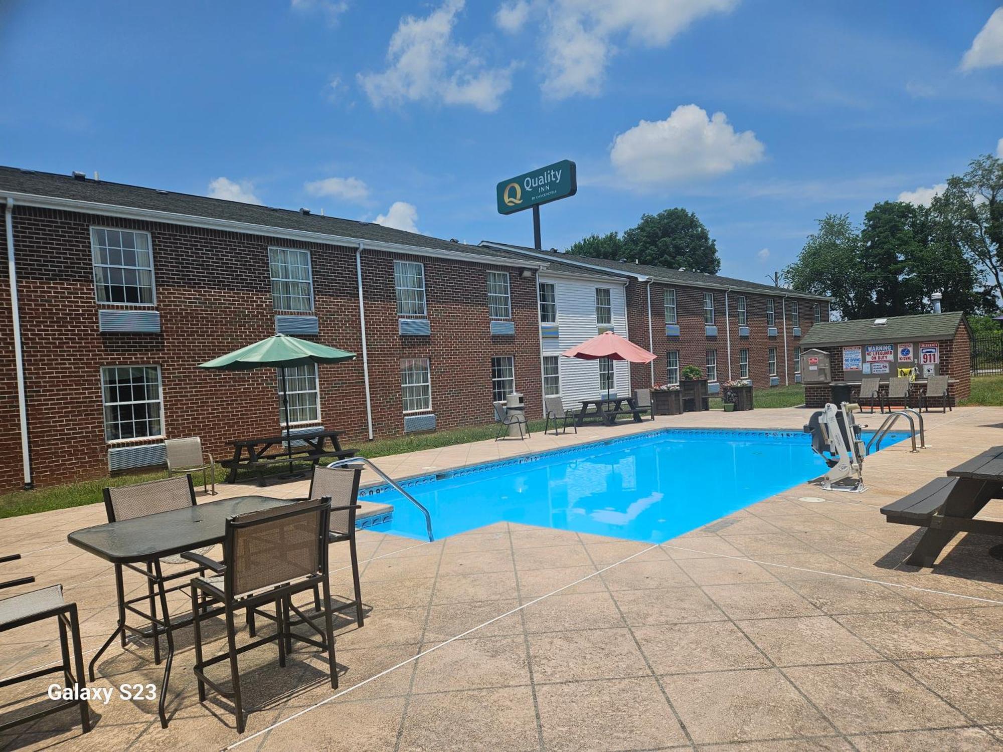 Quality Inn Dublin I-81 Exterior foto